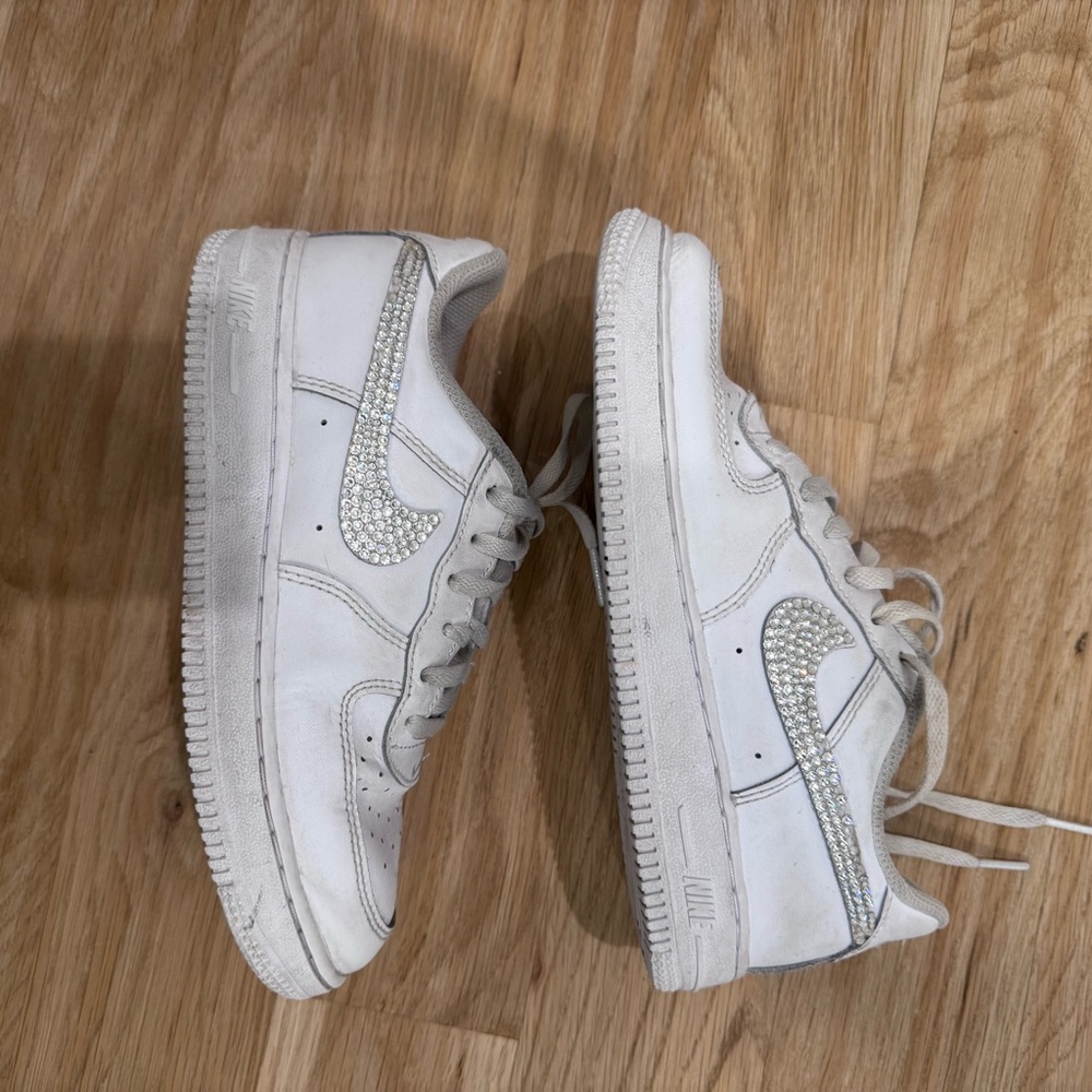 Nike Kids White Sneakers with Sparkling Accents